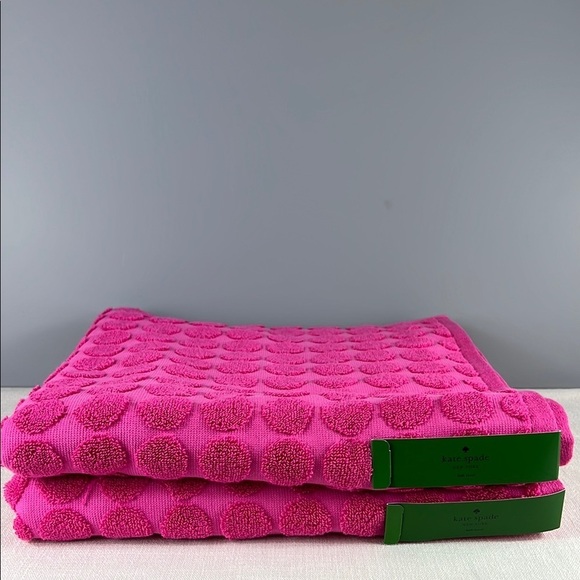 kate spade Other - Kate Spade Vibrant Pink Polka Dot Bath Towels 100% Cotton Textured Set of 2 NEW